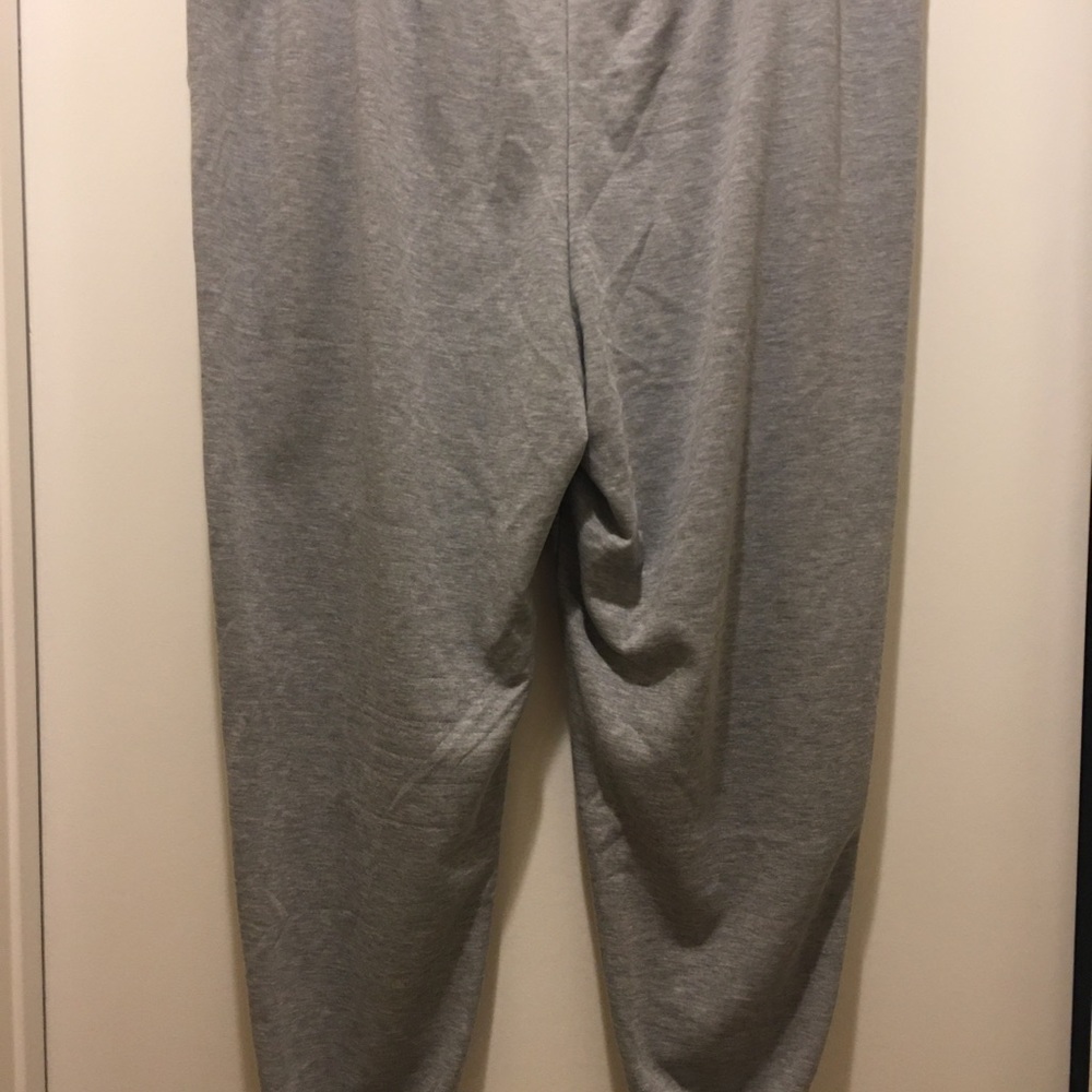 ♦️NWT♦️Plus Grey Lace Up Front Joggers - Picture 6 of 6